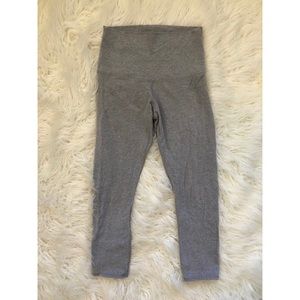 Lululemon high rise crop pant